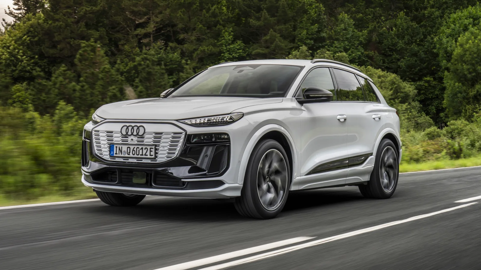 2024 Audi Q6、SQ6 E-Tron 首次試駕評測 2024 Audi Q6、SQ6 E-Tron 首次試駕評測